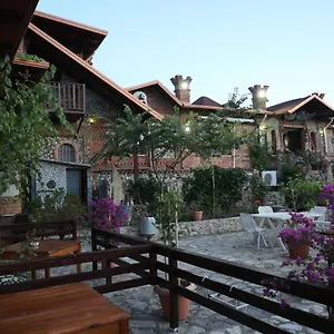 Hotel Keshtjella Syni Zi - Bujtine, Shëngjin