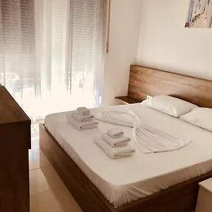 Apartment Viktoria's, Shëngjin